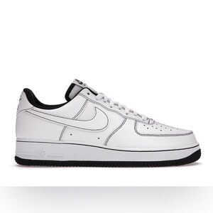 Women's Nike Air Force 1
Contrast Stitch sneakers